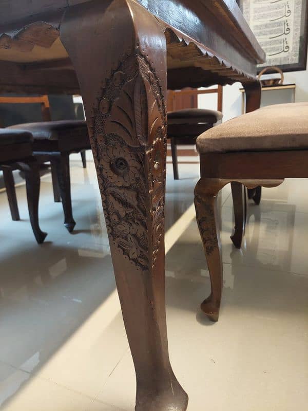 CHINIOTI WOODEN DINING TABLE 2