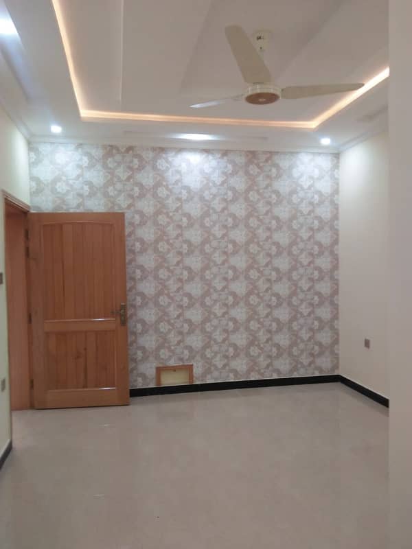 10 Marla portion for Rent in Gulberg Islamabad 0