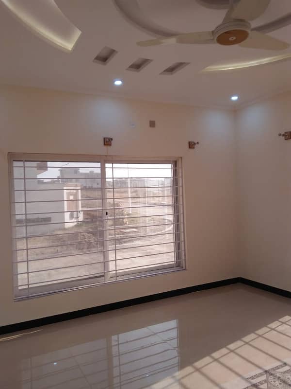 10 Marla portion for Rent in Gulberg Islamabad 4