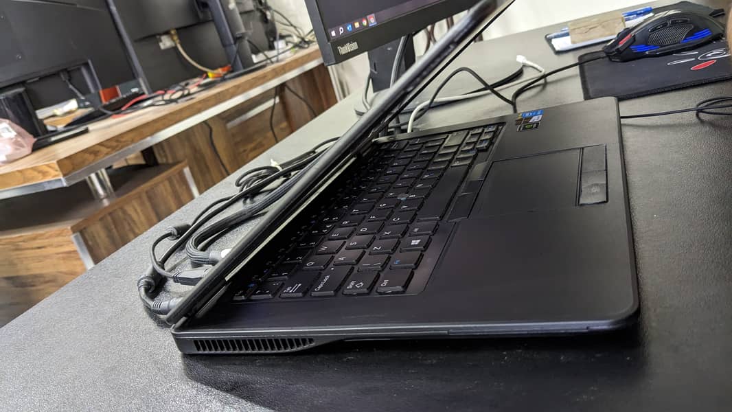 Dell Latitude E7450 6