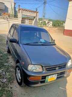 Daihatsu Cuore 2011 0