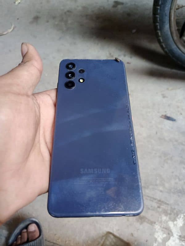 Samsung A32  used mobile 0