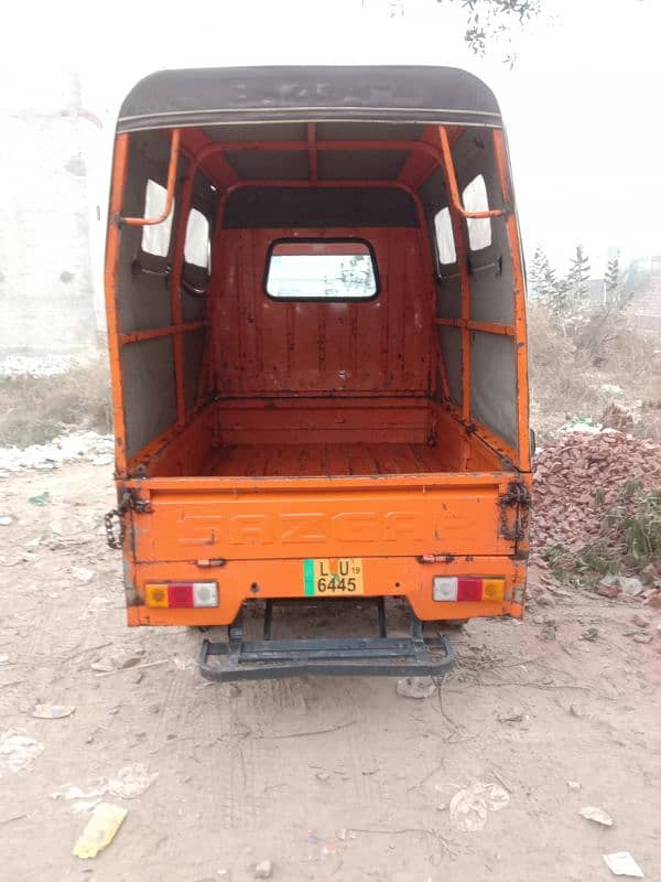 Sazghar school van 2