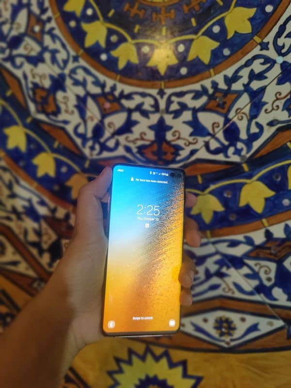 Samsung S10 plus 1