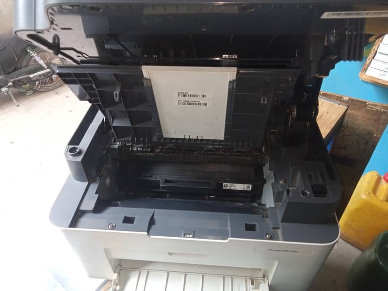 HP laser MFP135w printer 6