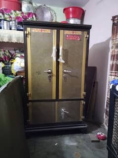 Iron safe Almirah 2 doors 9/10