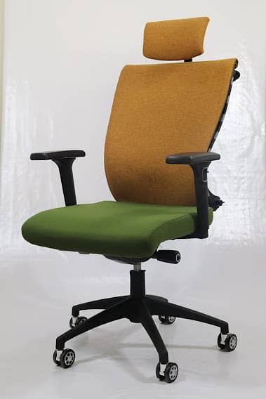 Office Chair/Staff Chair/Revoling Chair 8