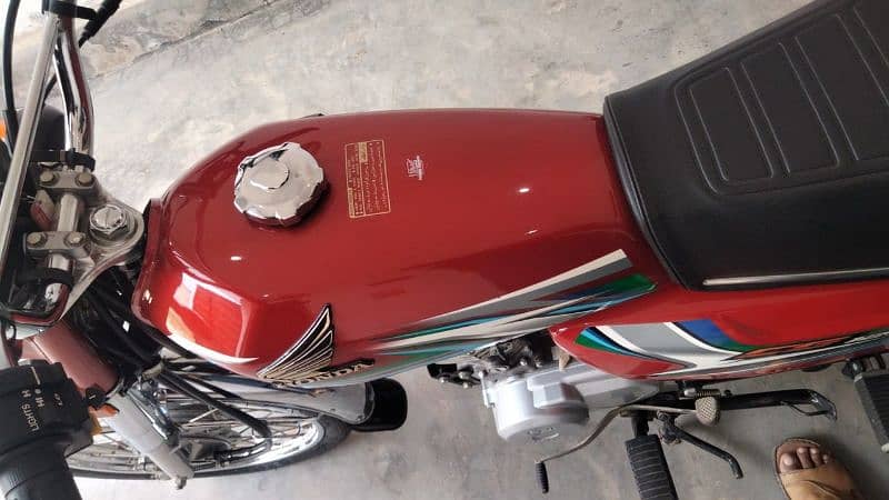 Honda 125 Urgent seal 5