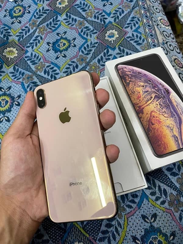 iphone xs max 256 gb pta approved 4