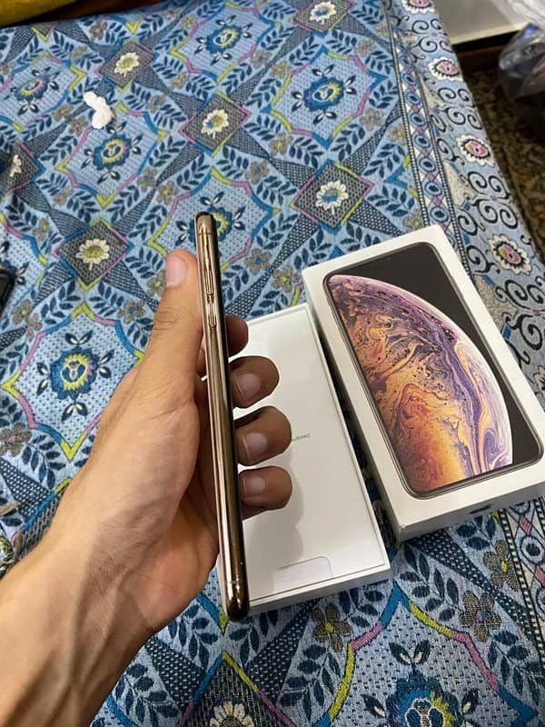 iphone xs max 256 gb pta approved 5