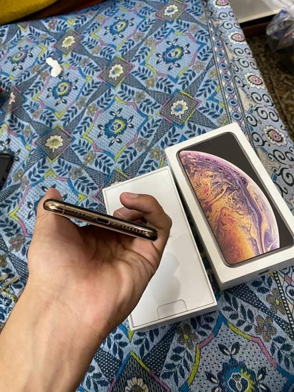 iphone xs max 256 gb pta approved 6