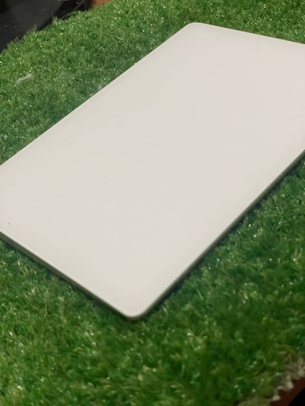 Apple trackpad 3