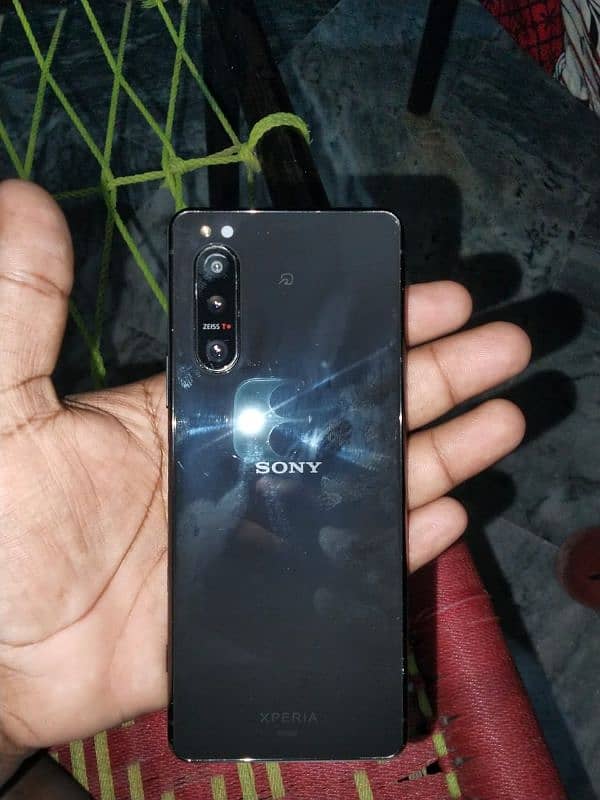 Sony Xperia 5 non PTA screen two line 8GB RAM 128 GB 2