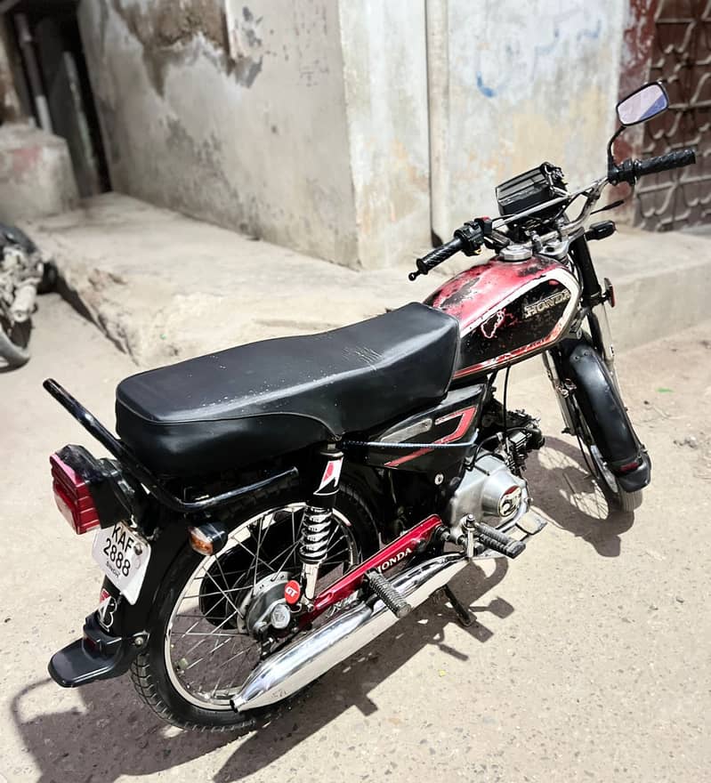 Honda CD 70 1986 3