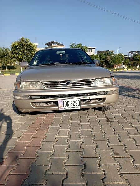 Toyota Corolla XE 2001 4