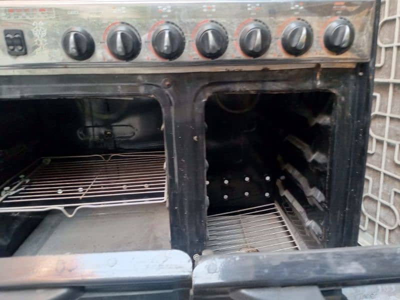 cooking range 5 burners 3