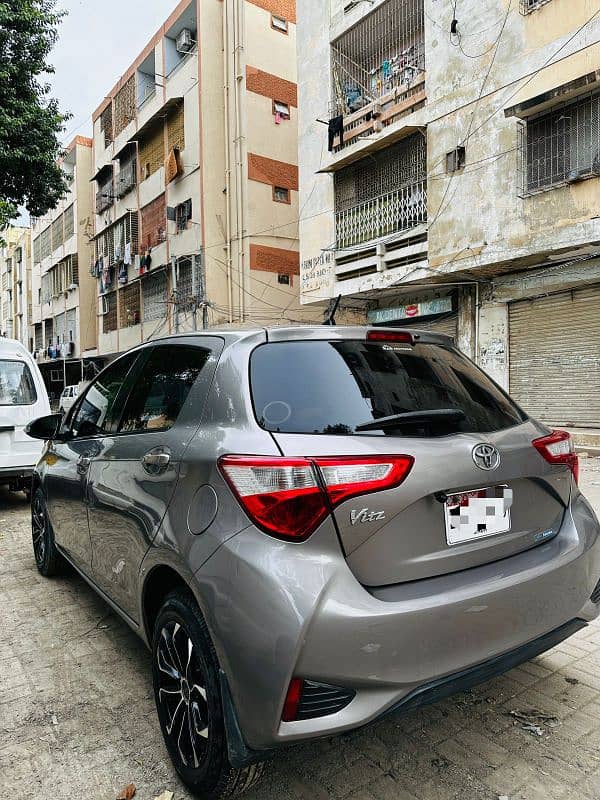 Toyota Vitz 2017 3