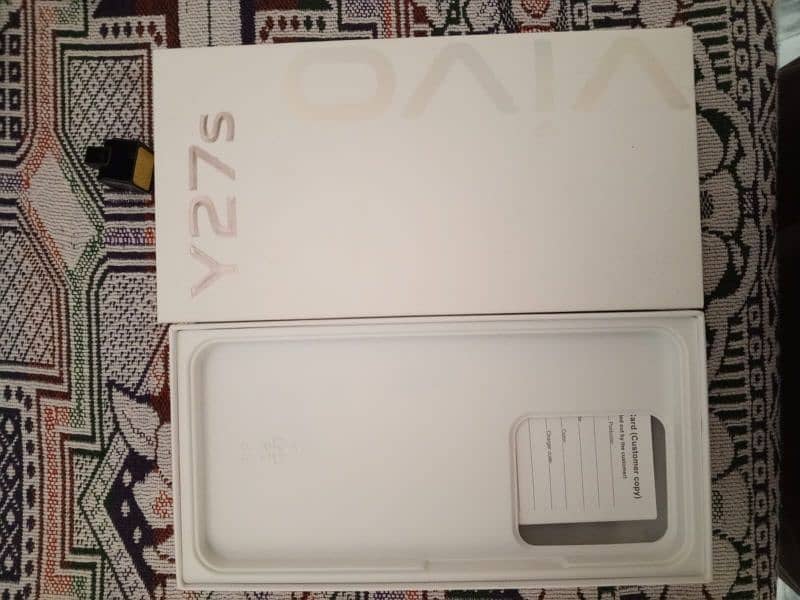 vivo y27s 10/10 condition with in warranty 0