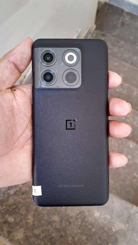 one plus 10T 1