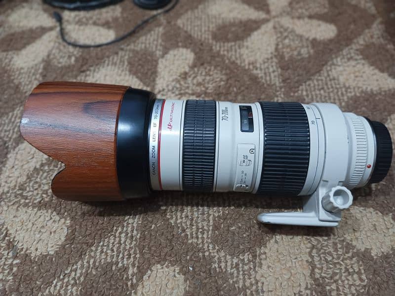 Canon 70-200 f2.8 USM LENS 0