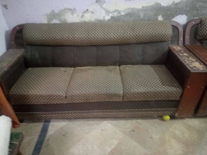 6 sitter sofa set For sale 3