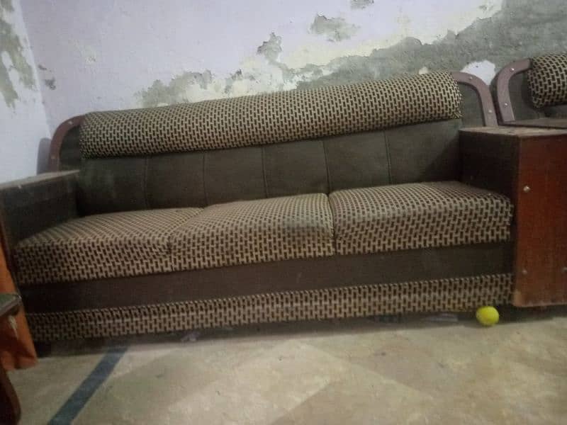 6 sitter sofa set For sale 4