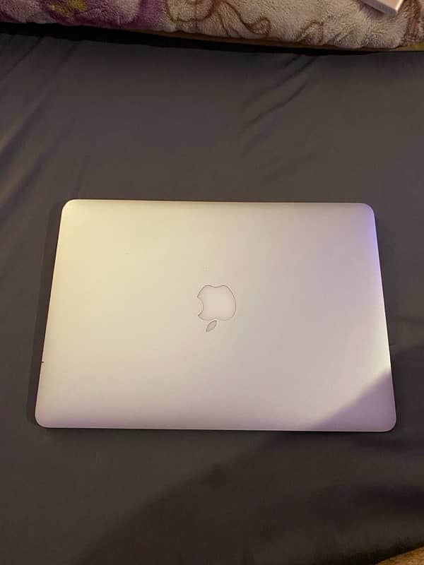 MacBook Air 2017 (13-inch) 6