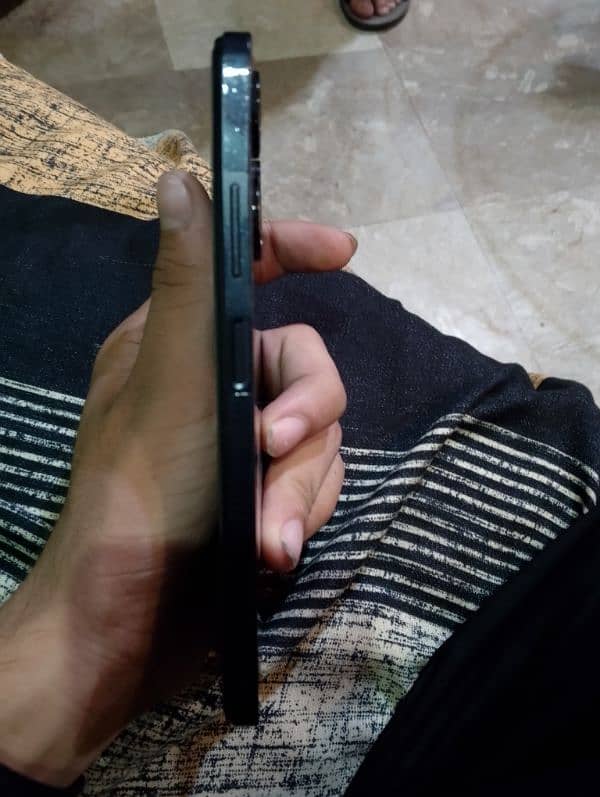 Infinix hot 30i with warranty 2