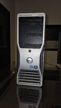 Dell desktop computer with led