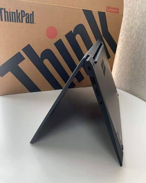 open box Lenovo ThinkPad X1 Carbon ( Carbon gen 11 ) 2