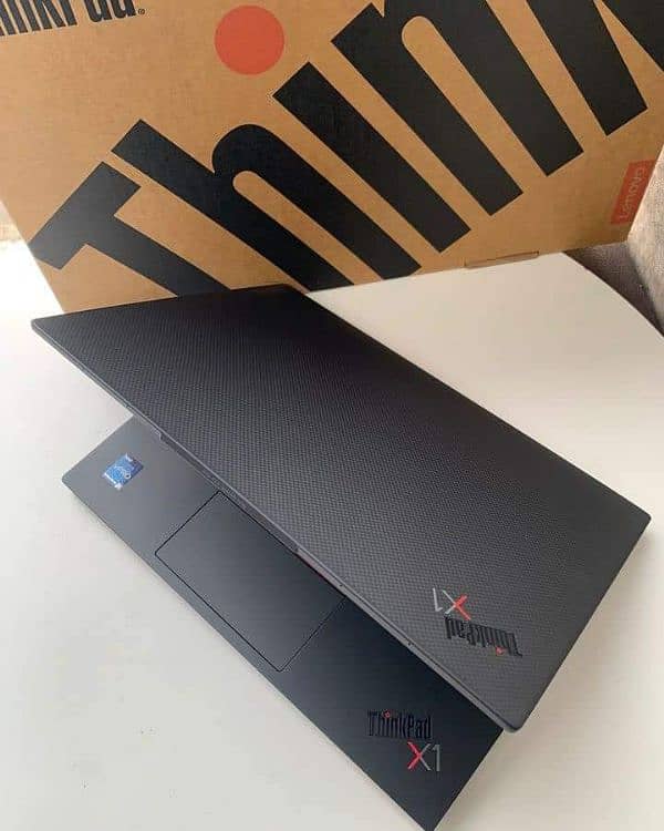 open box Lenovo ThinkPad X1 Carbon ( Carbon gen 11 ) 3