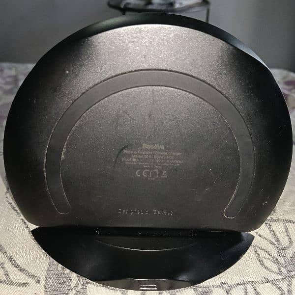 Baseus wireless charger 1