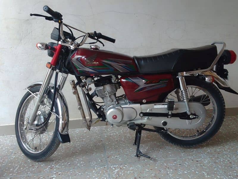 selling Honda 125cc 3