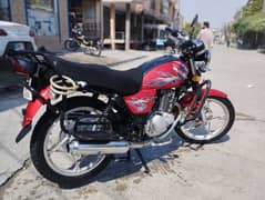 Suzuki 150 Special Edition