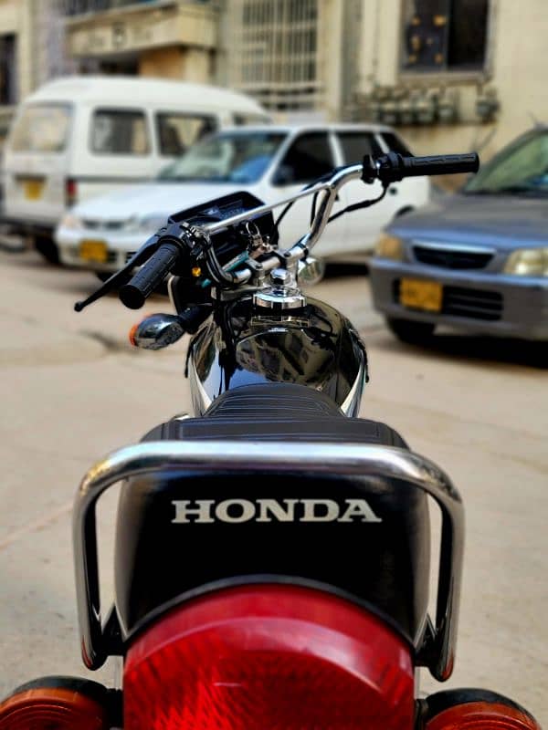 Honda CG125 2022 Advance 2023 Model 0*3*3*4*2*0*7*7*8*5*3 13