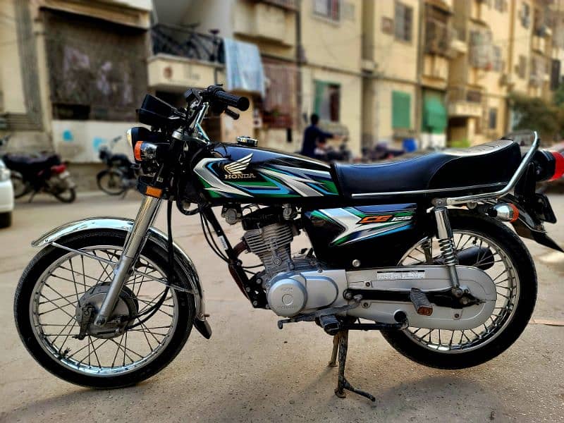 Honda CG125 2022 Advance 2023 Model 0*3*3*4*2*0*7*7*8*5*3 14