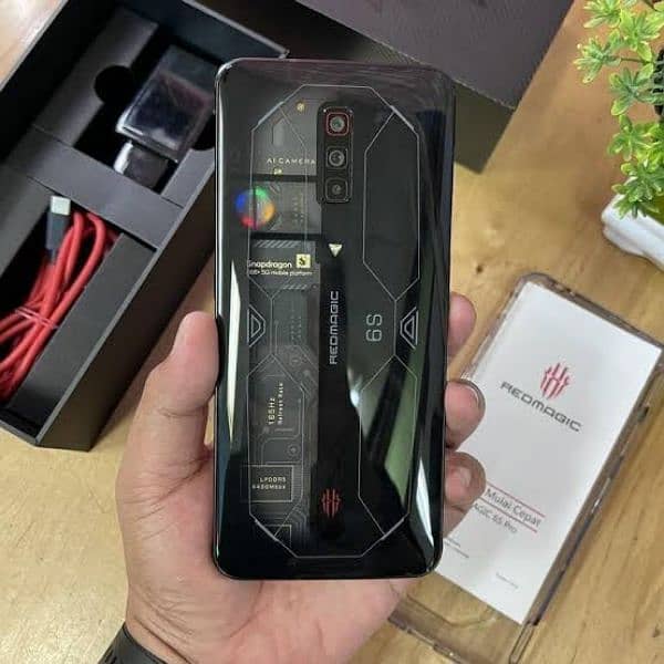 REDMAGIC 6S PRO GHOST EDITION 1