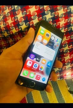 iPhone 7 32Gb Pta Approved all ok black mate color condition 10/9 0