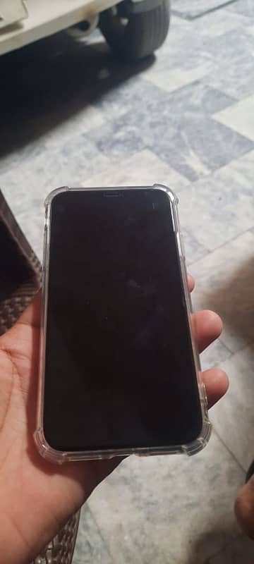 Iphone 11 pta 1