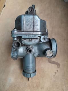 Honda 125 carburetor