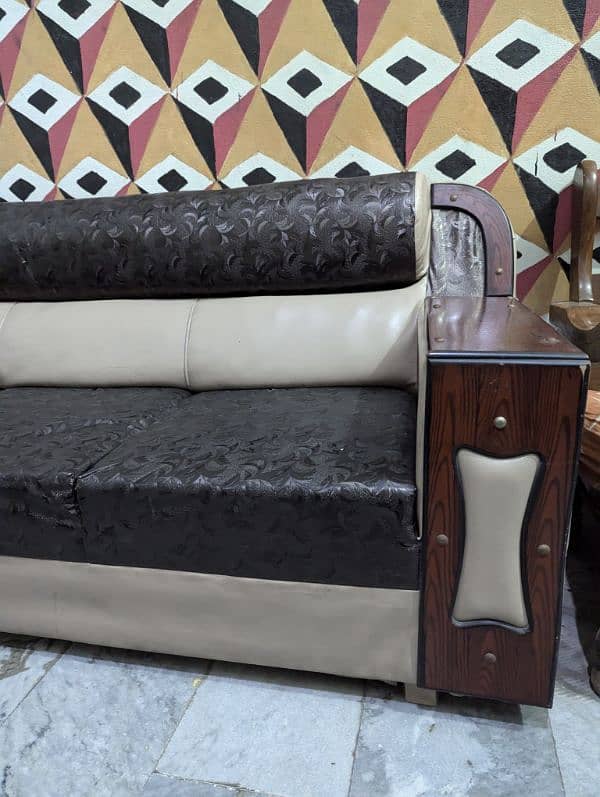 Sofa set 3 seater with 2 single seats 1