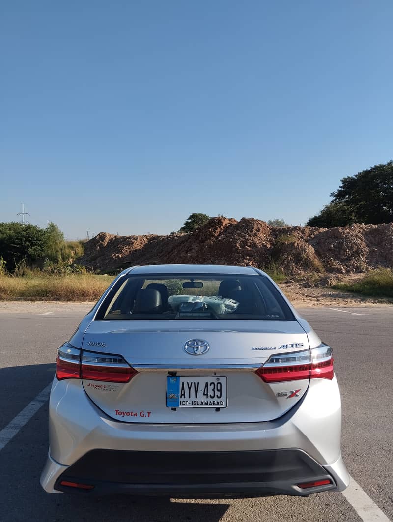 Toyota Corolla Altis 2022 1.6 X CVT-i 9