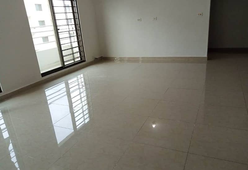 3 Bed Apartment Near to Commercial Area Available for Sale in Askari 11 Lahore 16