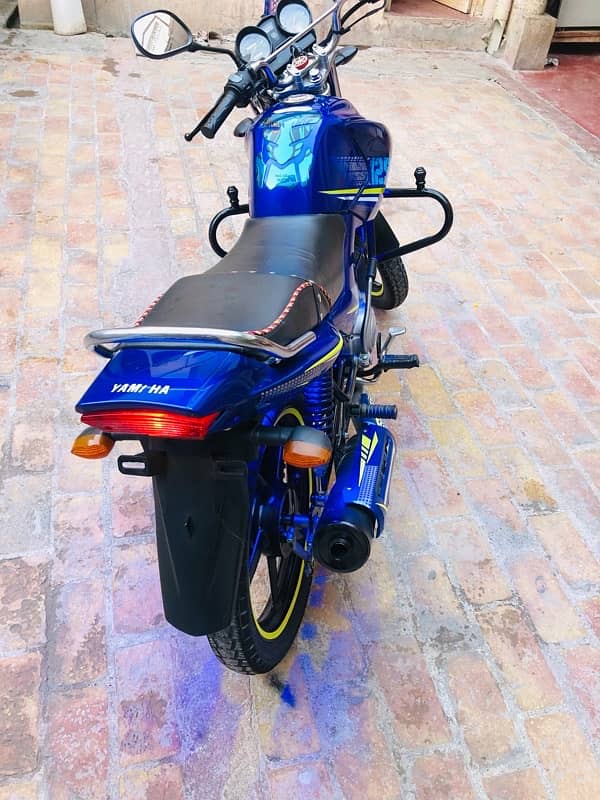 Yamaha YBR G 125cc Blu Beauty 15