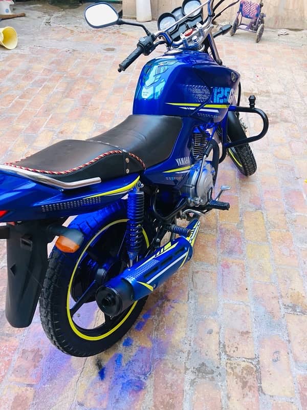 Yamaha YBR G 125cc Blu Beauty 16