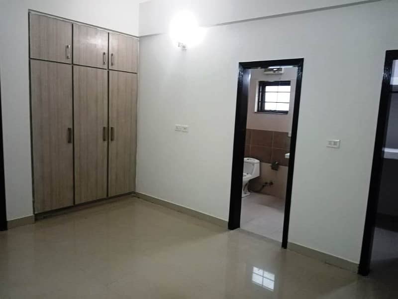 3-Bed Apartment Available For Rent In Askari 11 Lahore 16