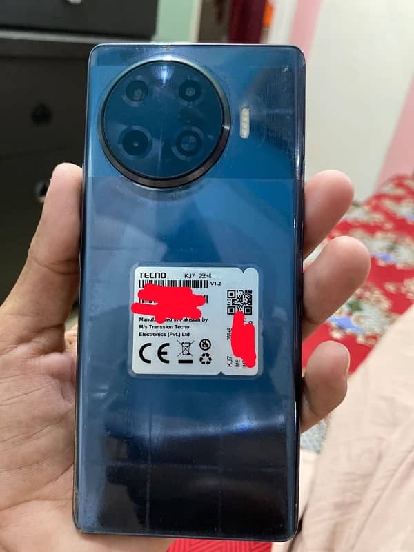 Tecno spark 20 pro plus 4