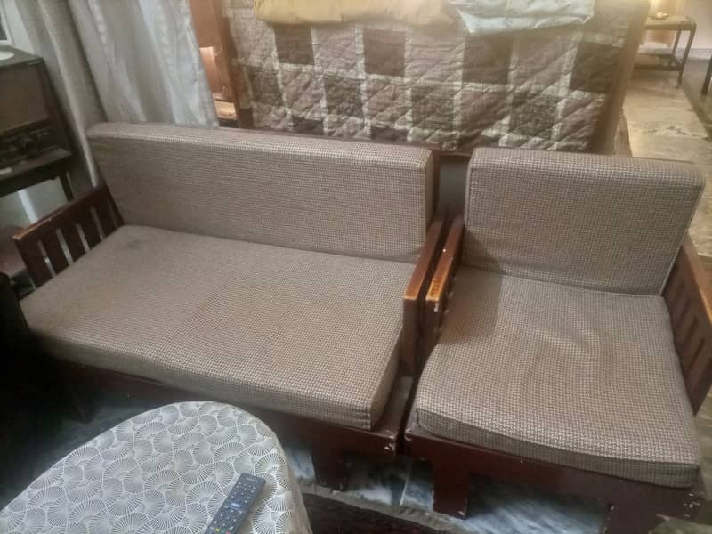 Seven seater neat setty set for sale 5