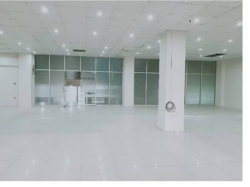 Area 3000 Sq Ft Corporate Office In Main Boulevard Road Gulberg 3 Lahore 1