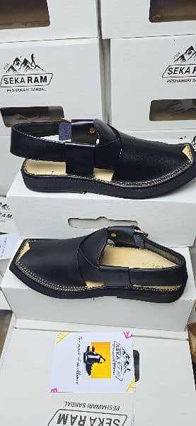 KAPTTAN MATT PESHAWARI CHAPPALS BLACK 0